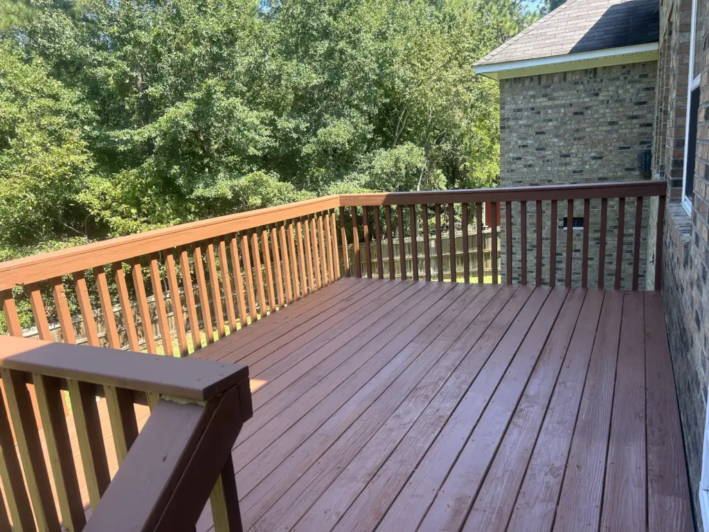 Deck staining and sealing in Columbia, SC